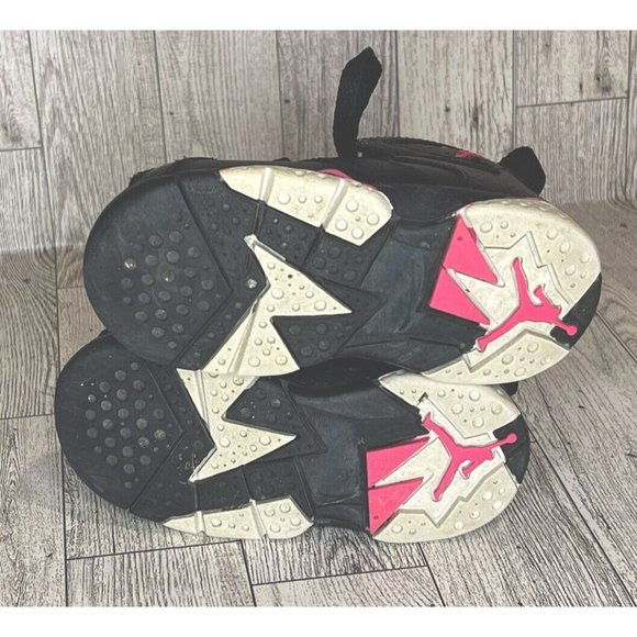 Air Jordan 7 Retro Black Pink and White Sneaker, Great Condition, Child 6C - Picture 4 of 5